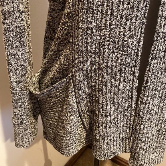 Kirra | Long open front cardigan Size M - Picture 3 of 9